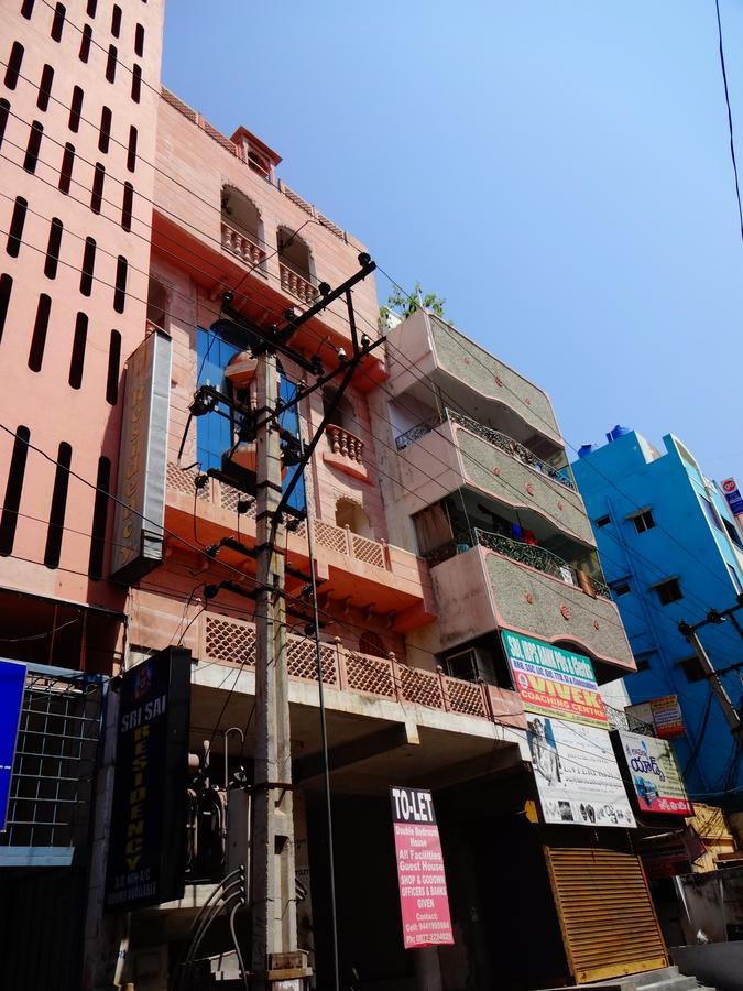 Hotel Sri Sai Residency Tirupati Exterior foto